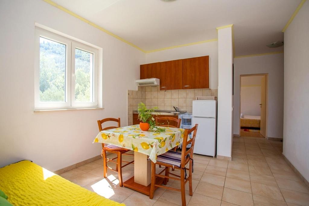 Apartment Varezic Ston Eksteriør billede